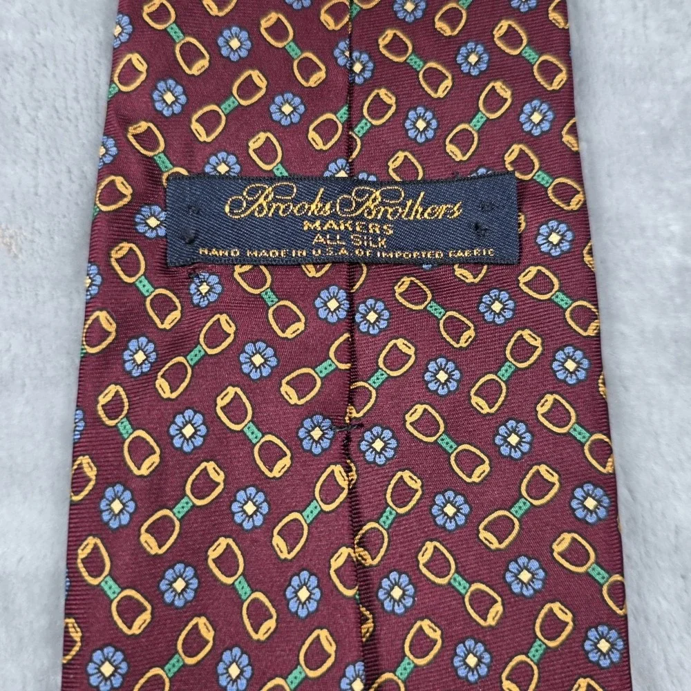 Brooks Brothers Maroon Blue Yellow Horse Bit Flower Motif Silk Tie‎ Equestrian